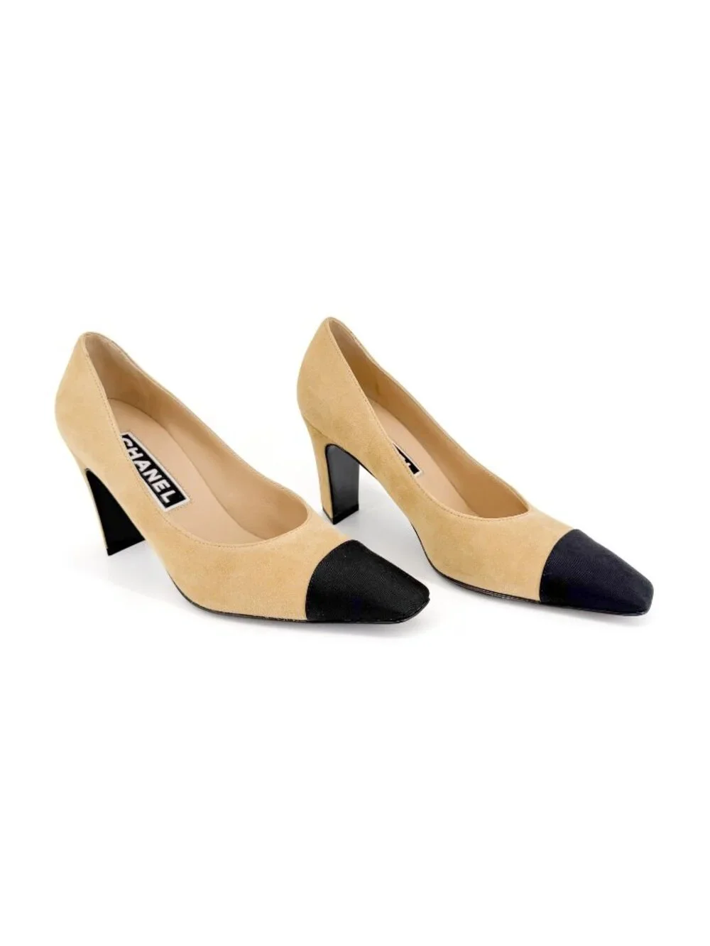 Chanel CC Cap Toe Pumps Heels Beige Black Two Tone Size 38.5 US 7.5-8 Crystal